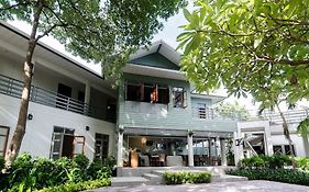 The Raweekanlaya Bangkok Wellness Cuisine Resort